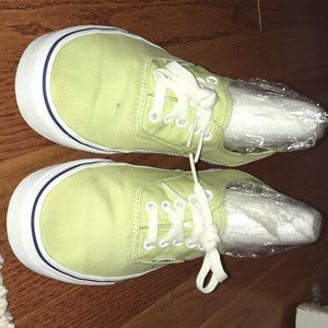 Lime green size 9 women’s vans